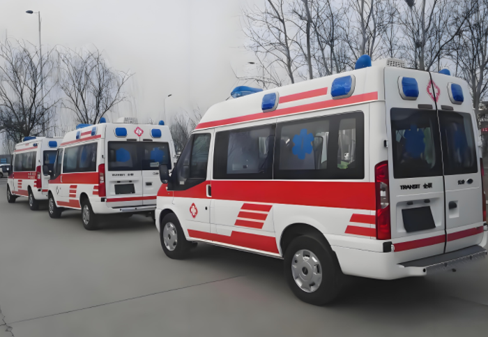 桂林救护车长途护送价格